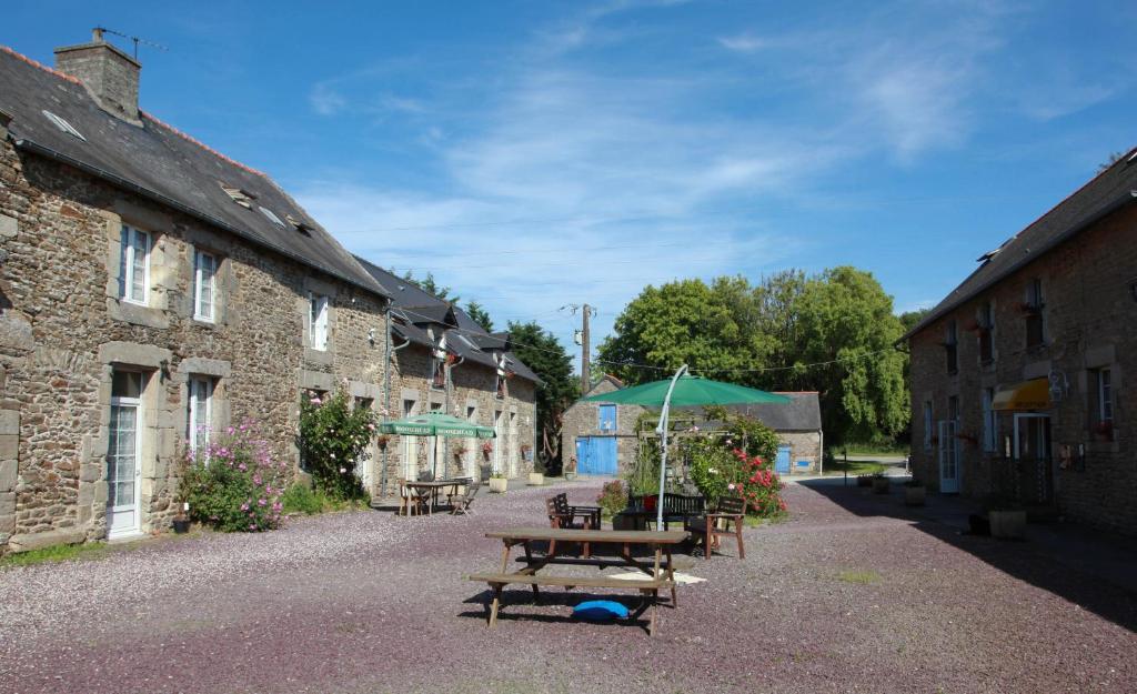 Hotel La Quebecoise Dinan Buitenkant foto